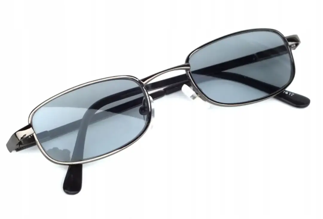 Ile kosztują szkła fotochromowe? Zobacz ceny i porównaj oferty