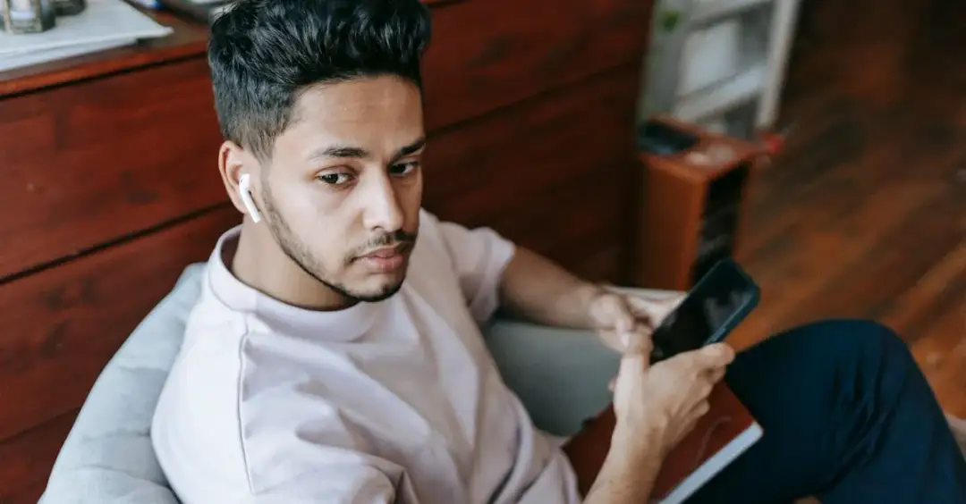 Czy podcasty zastąpią tradycyjne słuchowiska radiowe?