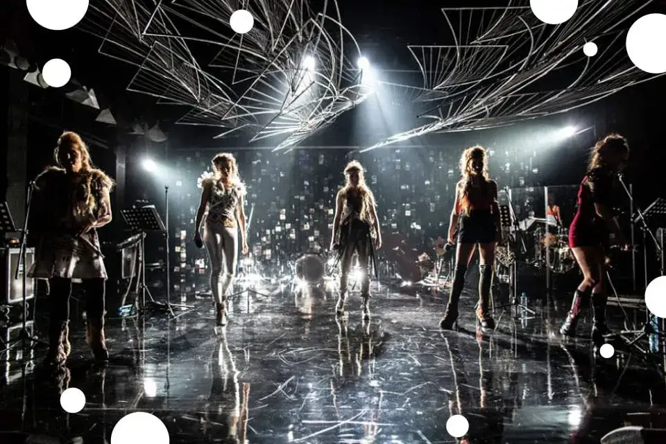 Nadchodzące wydarzenia w Teatrze Nowym: spektakle i ceny