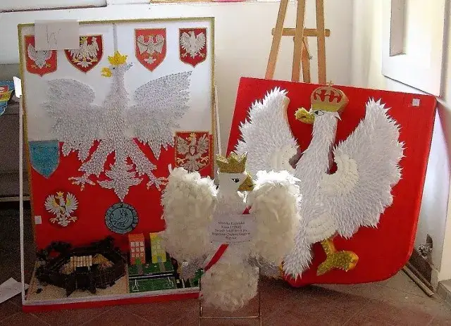 Jak zrobić orła ze styropianu - proste kroki do efektownej dekoracji