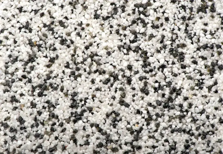 Jak prawidłowo położyć tynk mozaikowy na cokół i uniknąć błędów – poradnik krok po kroku