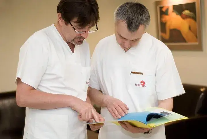 Gdzie przyjmuje dr Mrugacz okulista? Sprawdź lokalizacje i godziny