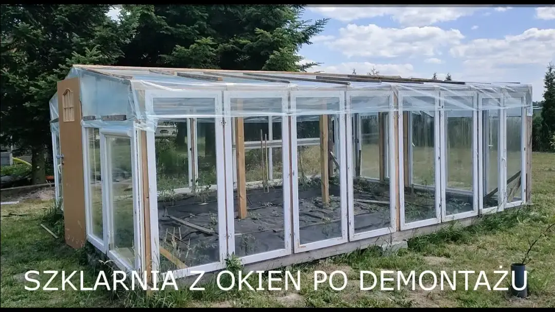 Jak zbudować szklarnię z okien: 9 praktycznych wskazówek DIY