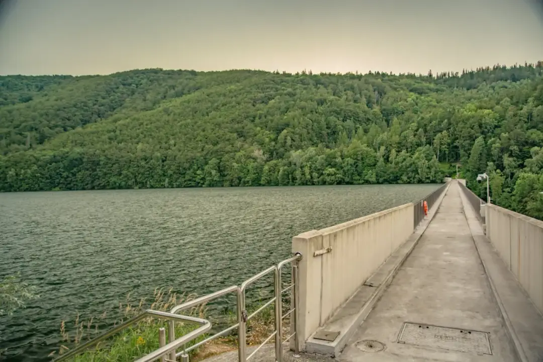 Wapienica atrakcje, które zaskoczą i zachwycą każdego turystę