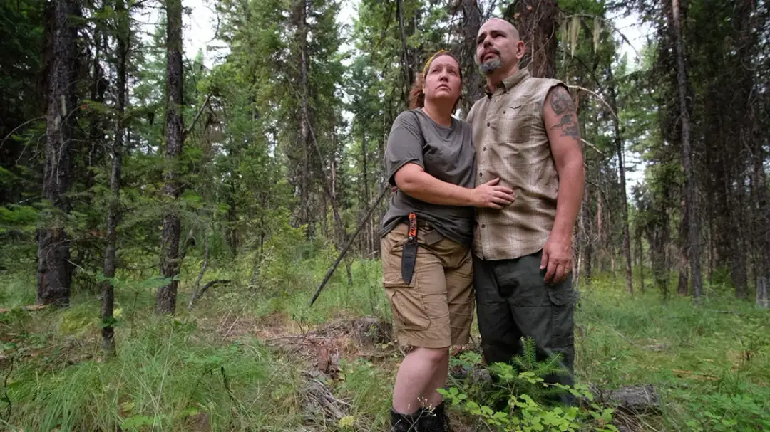 Uciec od cywilizacji: prawdziwe historie ludzi żyjących w dziczy