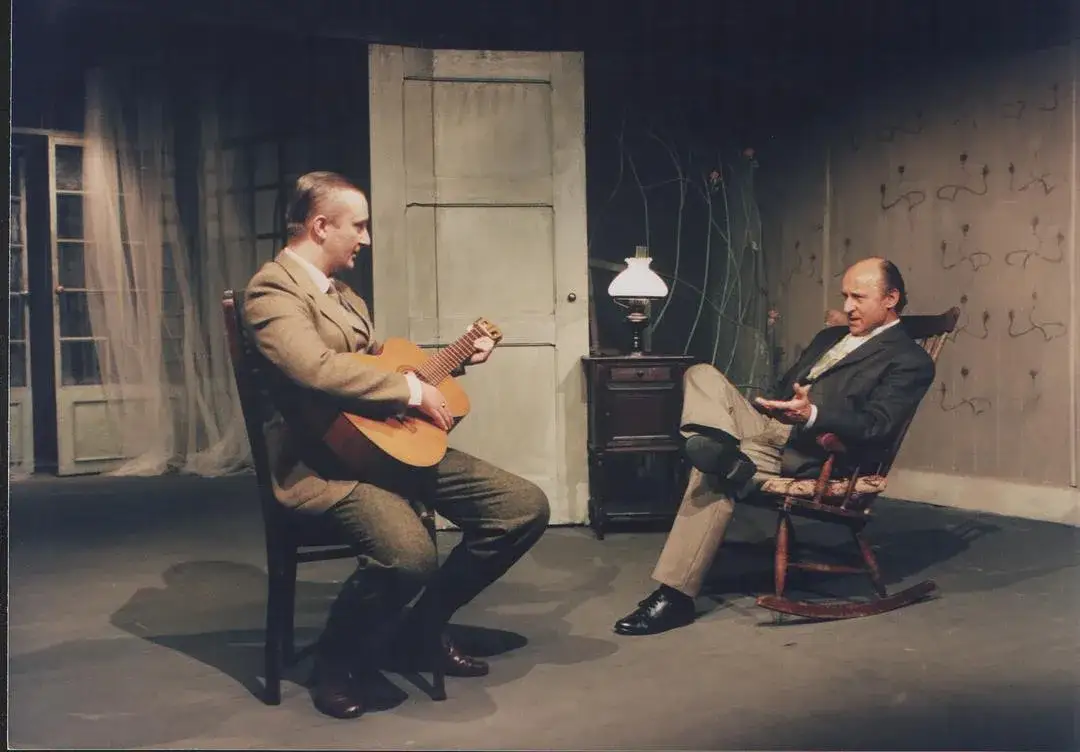 Piotr Fronczewski w teatrze: jego niezapomniane role i osiągnięcia