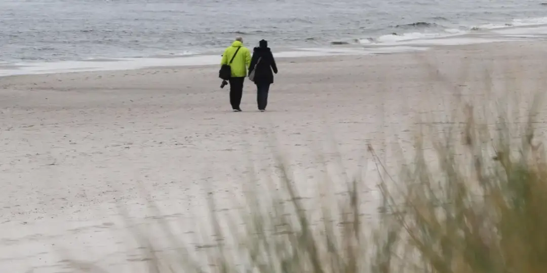 Kiedy najlepiej jechać nad morze po jod? Sprawdź idealny czas na zdrowie!