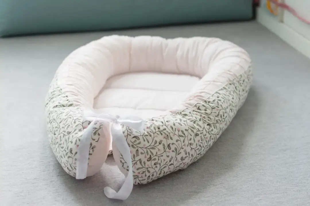 Jak uszyć kokon dla niemowlaka - proste kroki i materiały potrzebne