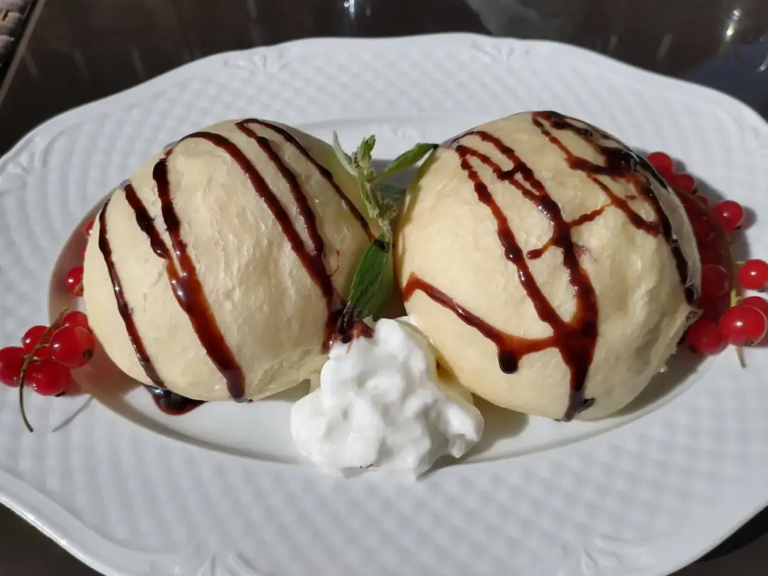 Jak zrobić kluski na parze – proste przepisy i cenne wskazówki