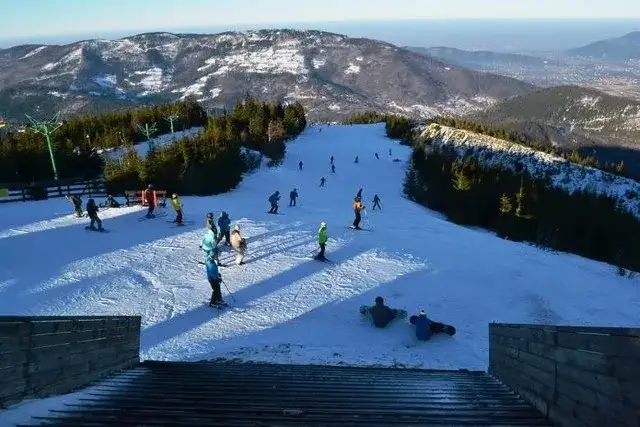 Najlepsze ośrodki narciarskie w województwie śląskim: TOP 10 w Polsce