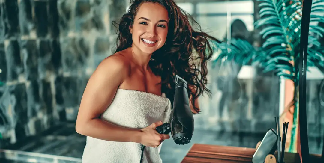 Czy Dyson Airwrap niszczy włosy? Odkryj prawdę o bezpieczeństwie