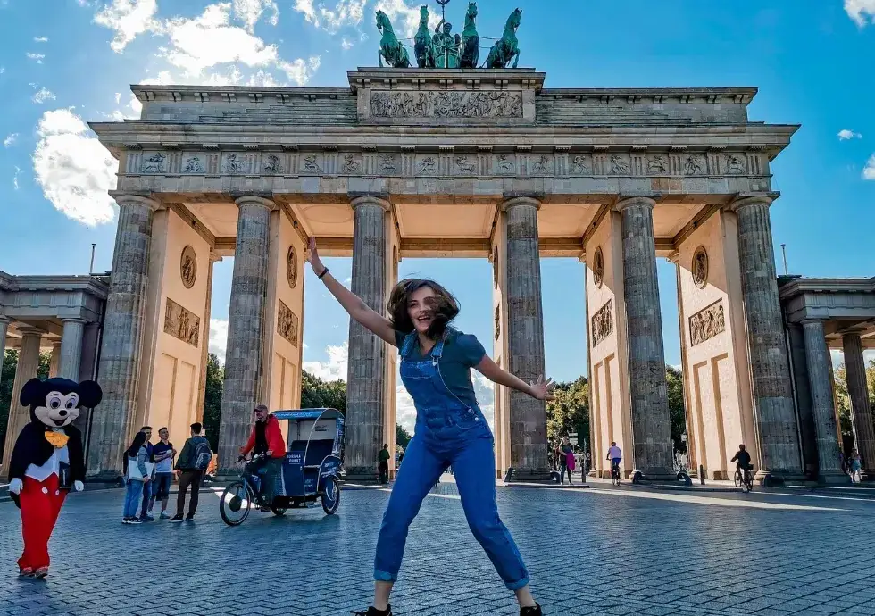 Brama Brandenburska – co symbolizuje i jak wpływa na historię?