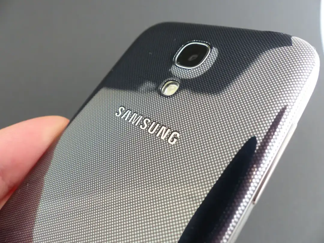 Galaxy S4 mini - Czy Samsung Galaxy S4 Mini jest warty zakupu? Opinie