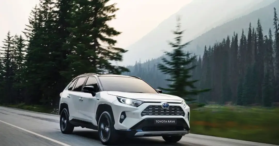 Toyota RAV4 jaki silnik wybrać, aby uniknąć kosztownych błędów?