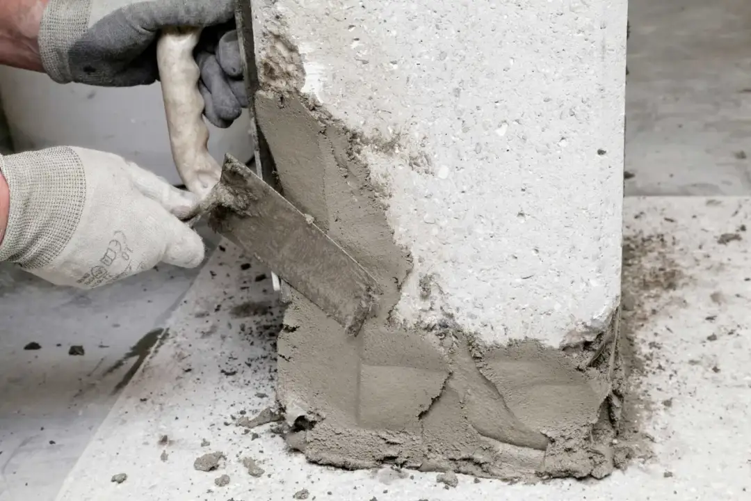 Zaprawa PCC - co to jest i jak może uratować Twoje konstrukcje?