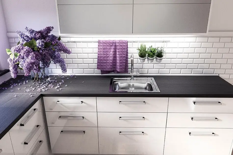 Jaki zlew do blatu laminowanego? Unikaj błędów przy wyborze!