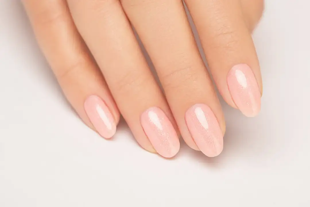 Lakier jak hybryda: alternatywy, które zachwycą Twoje paznokcie