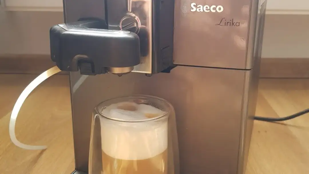 Jak wyczyścić ekspres do kawy Saeco, aby uniknąć problemów z kawą