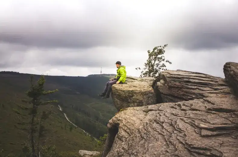 Jak dojechać z Warszawy do Ustronia Górskiego - najlepsze opcje i koszty