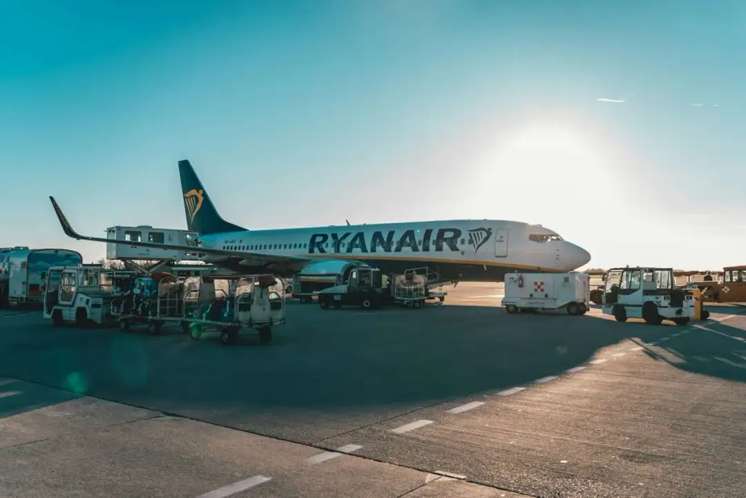 Bagaż rejestrowany Ryanair – co musisz wiedzieć, aby uniknąć problemów