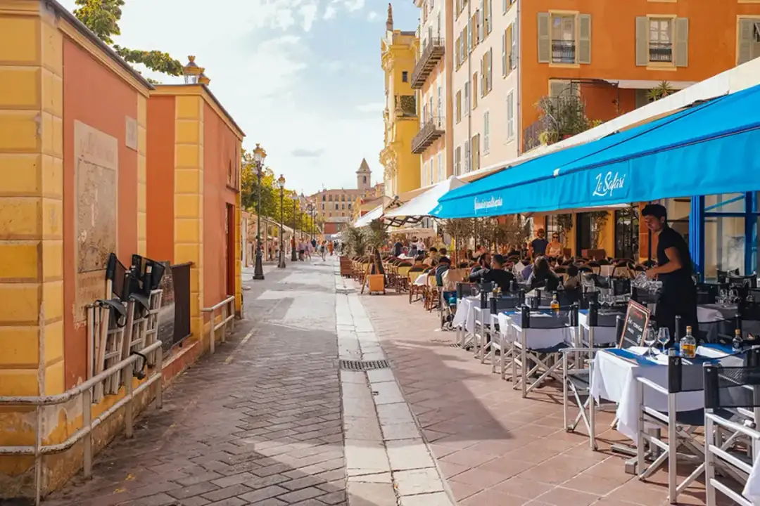 Gdzie zjeść w Nicei? Odkryj najlepsze restauracje i lokalne smaki