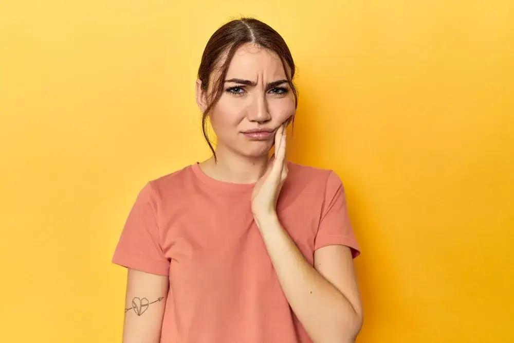 Czy antybiotyk pomoże na ból zęba? Prawda, której musisz być świadomy