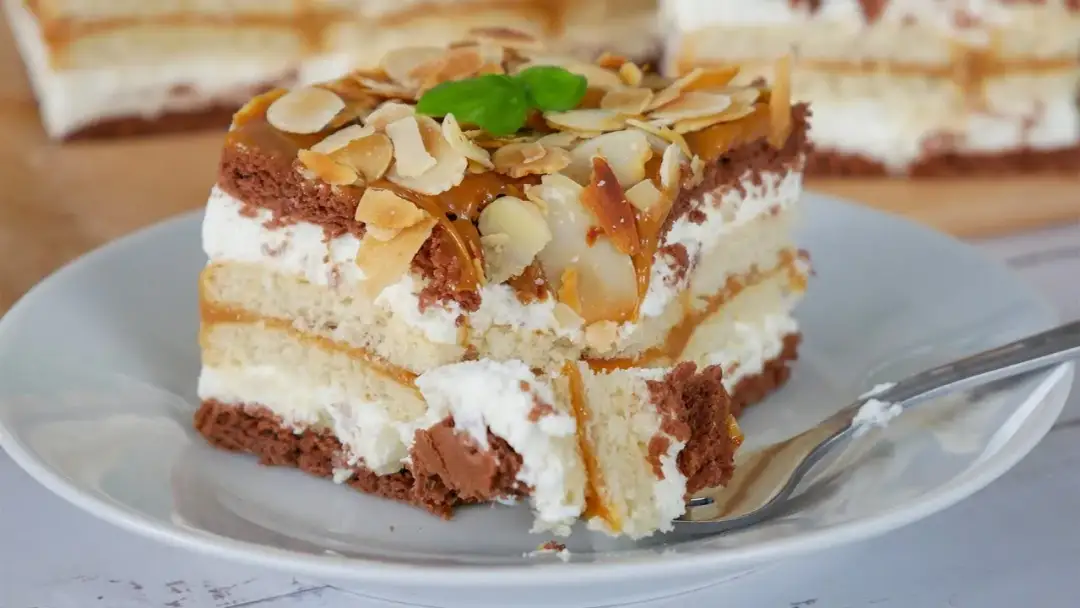 Pyszne ciasto na patelni bez pieczenia w 15 minut. Prosty przepis krok po kroku