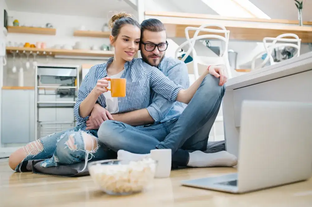 Smutne filmy o miłości do płakania, które złamią ci serce