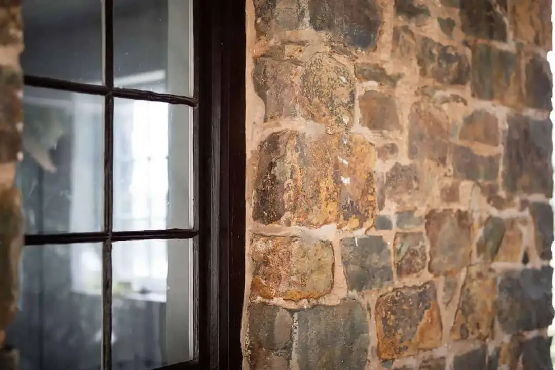 Jak ciąć betonowy kamień dekoracyjny? Perfekcyjnie i bezpiecznie!