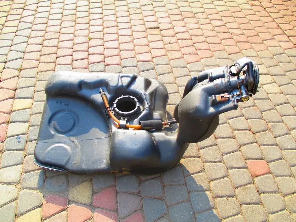 Pojemność baku Golf 3 – co musisz wiedzieć o zbiorniku paliwa