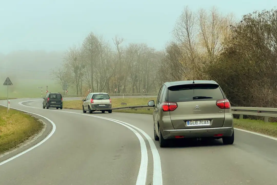 Prawo jazdy 2026: Jak zdobyć je krok po kroku? Poradnik