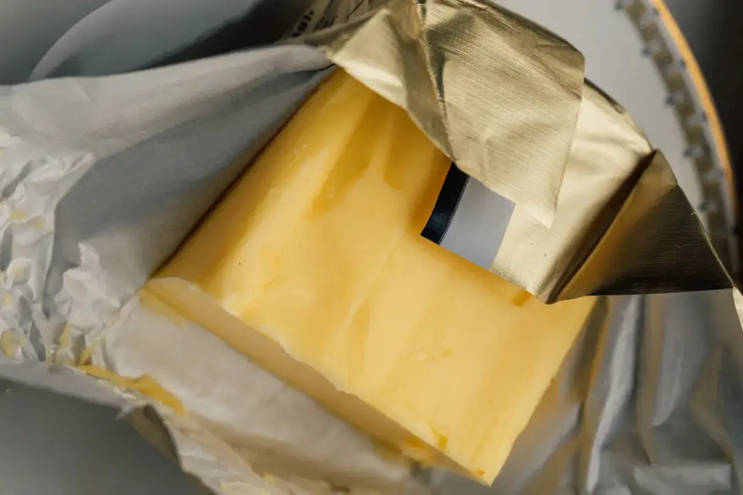 Jak prawidłowo wyrzucać opakowanie po maśle aby nie szkodzić środowisku