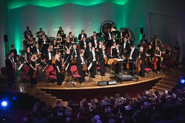 Najbliższe koncerty płockiej orkiestry symfonicznej - nie przegap!