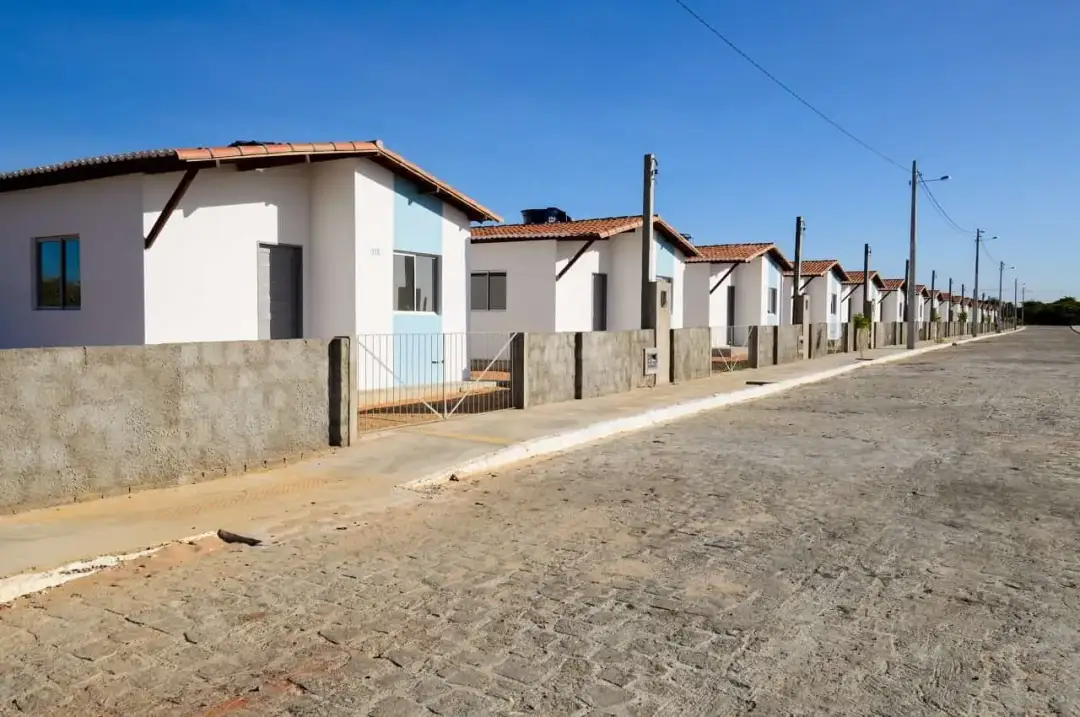 Mieszkanie socjalne a komunalne: Kluczowe różnice, które musisz znać!