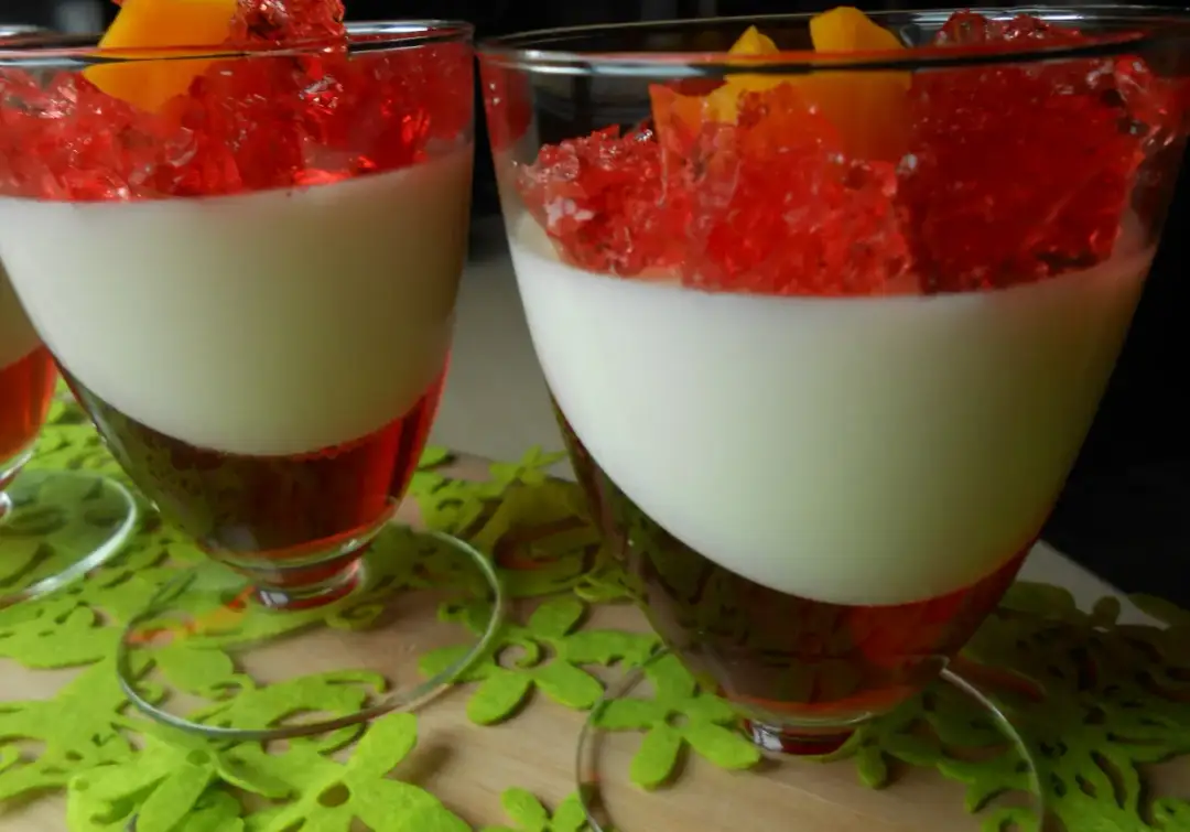 Biała galaretka mleczna: Prosty przepis i sekrety idealnej konsystencji