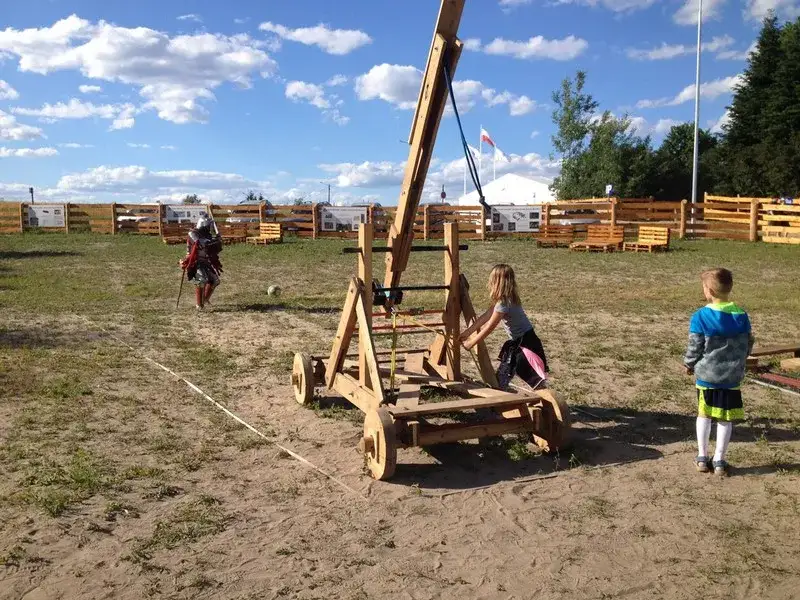 Murowana Goślina atrakcje, które zaskoczą każdego turystę