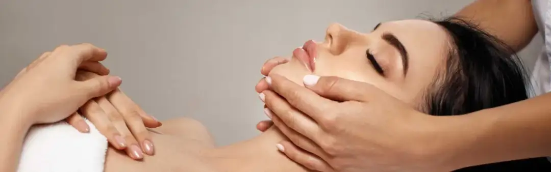 Masaż Kobido: Jak często, by odmłodzić skórę? Plan eksperta