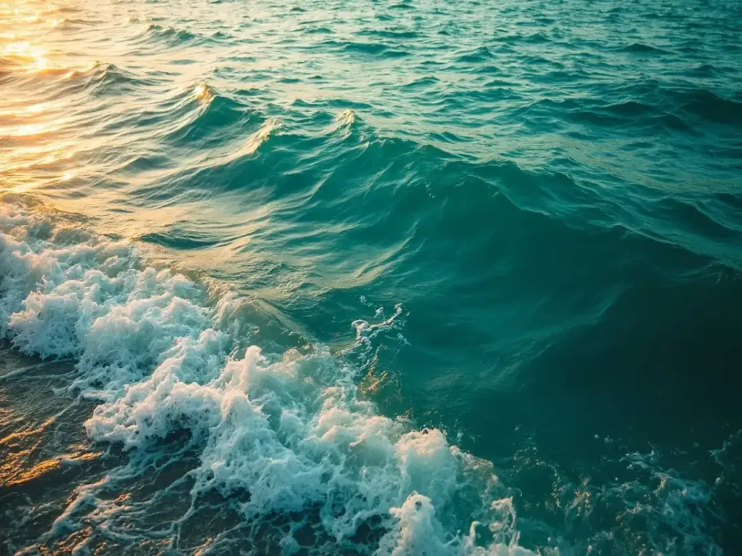 Nad jakim morzem leżą Włochy? Odkryj idealne na wakacje