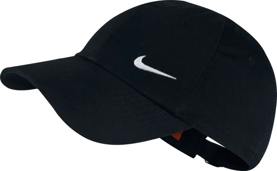 Jak prać czapkę z daszkiem Nike, aby nie zniszczyć jej kształtu