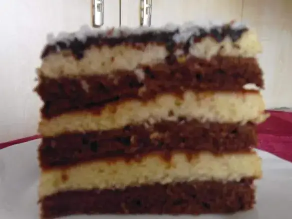 Przepis na ciasto krajanka z marmoladą - prosty i smaczny deser