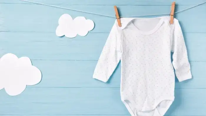 Dlaczego trzeba prasować ubranka niemowlaka dla zdrowia i komfortu?