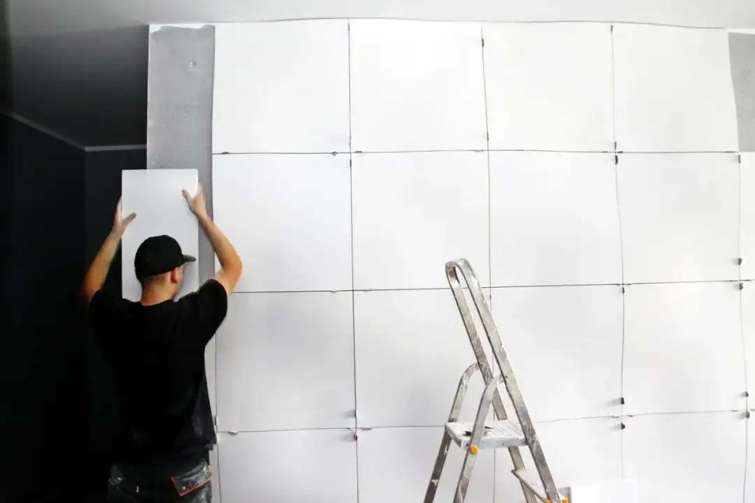 Jak układać panele gipsowe 3D - uniknij najczęstszych błędów montażu