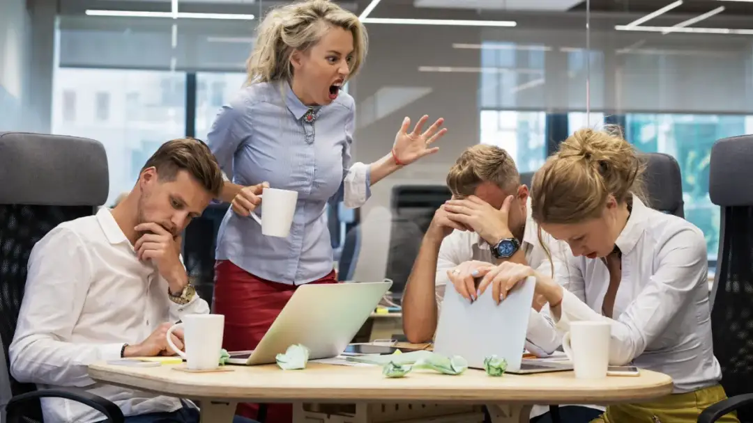 Jak udupić pracownika i zrujnować atmosferę w zespole