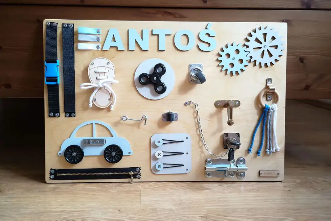 Przytulanka sensoryczna od kiedy? Idealny wiek dla Twojego dziecka