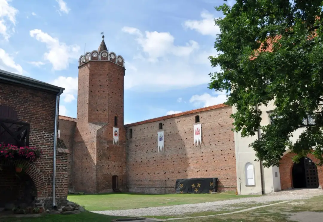 Łęczyca: Co skrywa tajemniczy zamek królewski?
