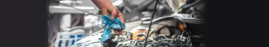 Ile oleju może brać silnik? Sprawdź normy i uniknij problemów