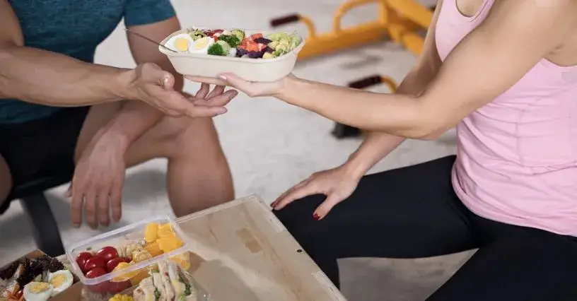 Co jeść po treningu cardio, aby przyspieszyć regenerację i uniknąć zmęczenia