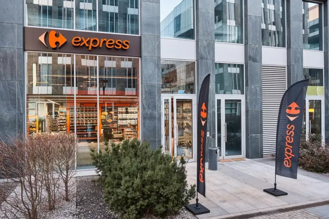 Czy w Kołobrzegu jest Carrefour? Sprawdź lokalizację i ofertę sklepu