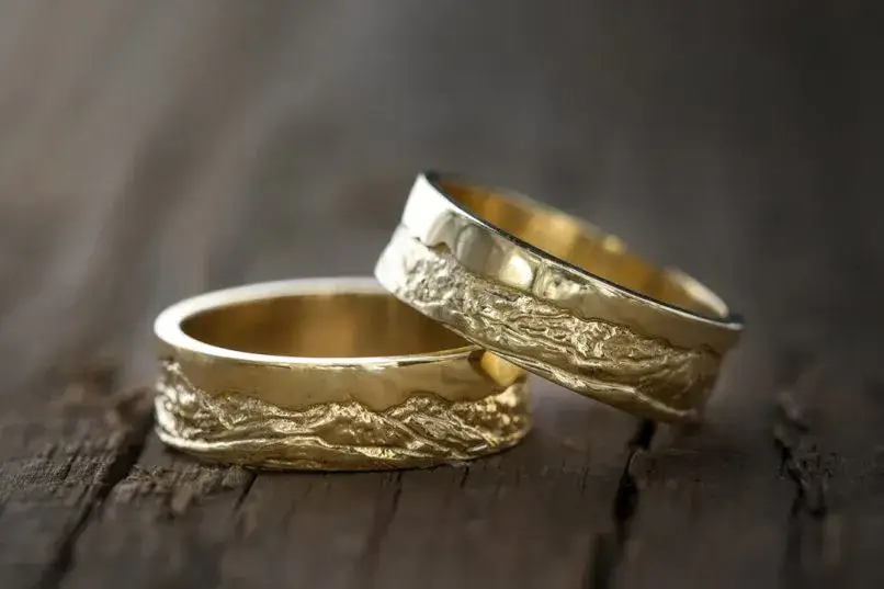 Jakie wybrać obrączki ślubne, aby uniknąć najczęstszych błędów?