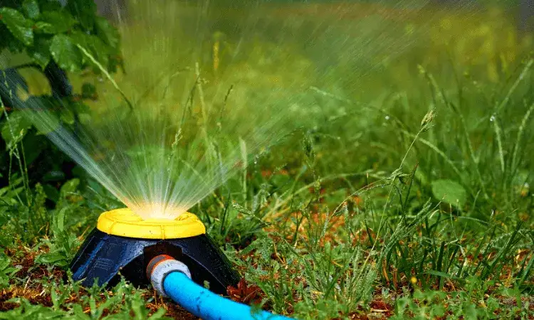 Jak ustawić zraszacz pulsacyjny, aby uniknąć problemów z podlewaniem